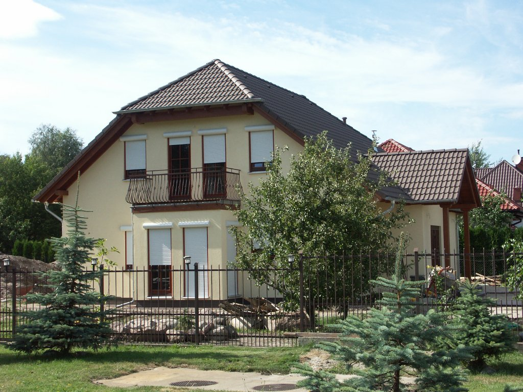 Domikon - Duży dom jednorodzinny, Warszawa Laski